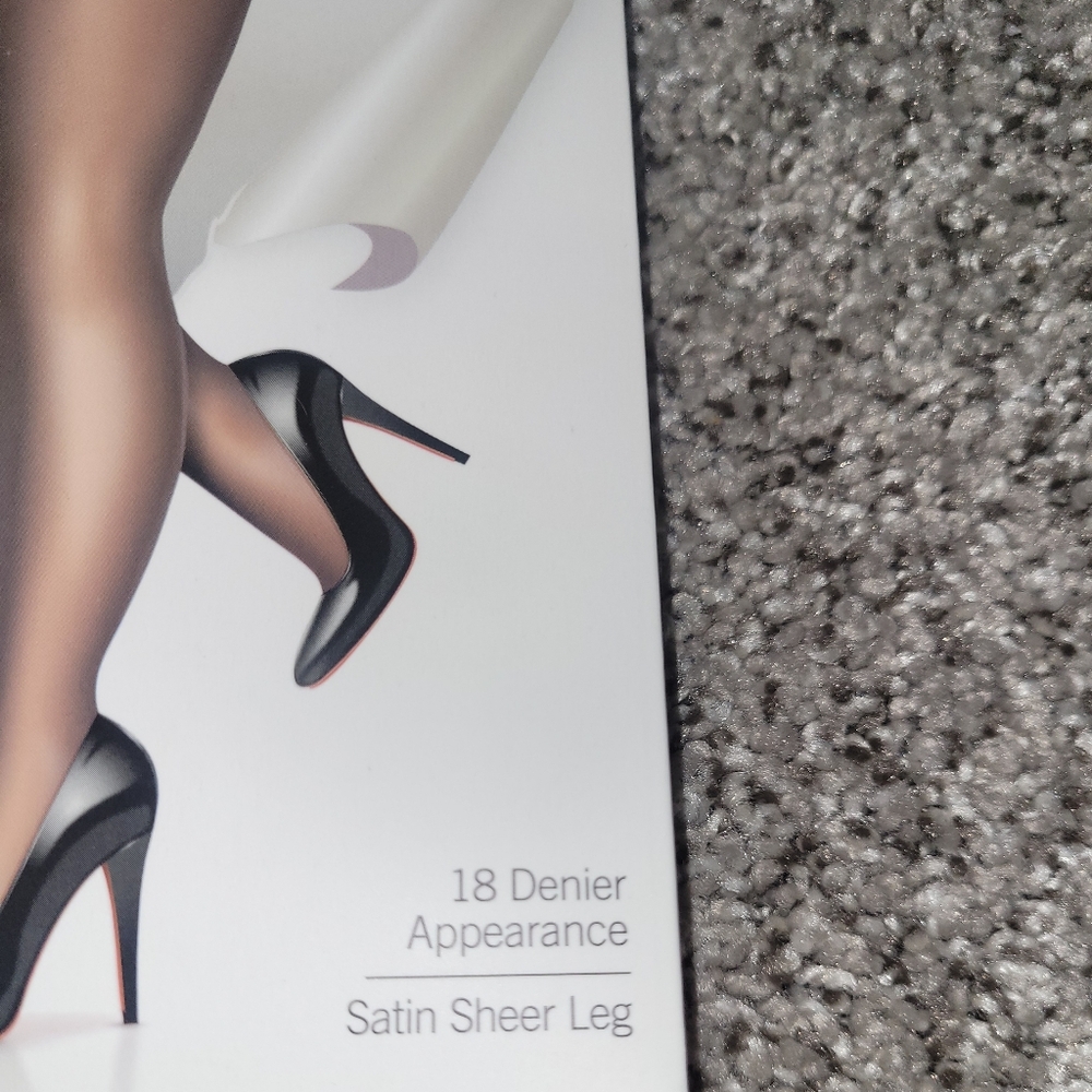 2 2-Pks(4 Pairs) MeMoi Womens Size 3X-4X Nude Satin Sheer Control Top Pantyhose - Picture 5 of 9